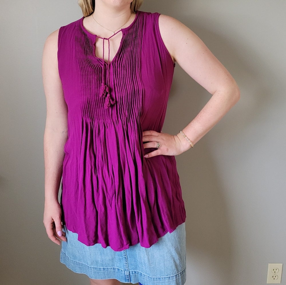 Old navy magenta pleated front tunic